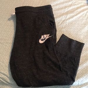 Nike jogger crops
